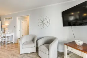Ocean Isle Beach Condo w/ Balcony: Steps to Shore! - Image 5