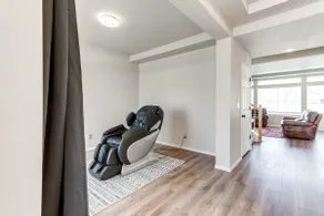 17 Mi to Dtwn Denver: Modern Aurora Home w/ Yard - Image 4