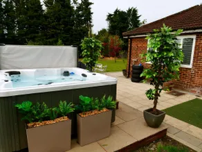 Deluxe 4/5 Bed Hot Tub Cinema Room 15 - Image 2