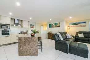 Family Tides Holiday house - Image 3
