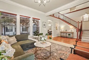 Large Modern 5 Bedroom Custom Home - Image 4