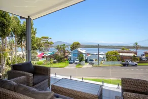 La Vista - Water Views & Mountain Vistas - Image 2