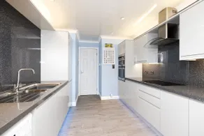 JOIVY Beautiful House with Garden in Pitlochry - Image 2