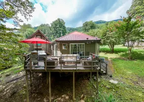 Haven on the Creek Beautiful Creekside Retreat - Image 2