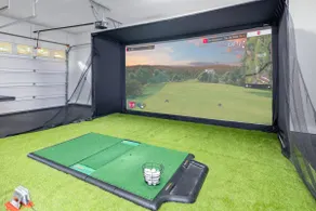 Simulator & Unbeatable Golf Experience On 2 Acres! - Image 4