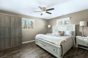 White Oak Landing Spacious 6 BDR w/ Boat Slip! - Image 5