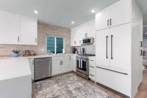 5-Star Oceanfront @ Windansea Beach | New Remodel - Image 4