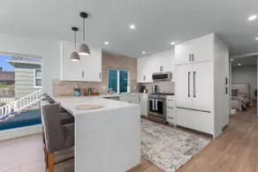 5-Star Oceanfront @ Windansea Beach | New Remodel - Image 5