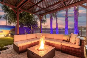 Oasis w Heated Pool & Hot Tub | Grill | King Beds - Image 4