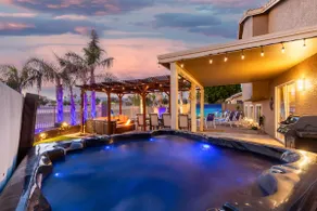 Oasis w Heated Pool & Hot Tub | Grill | King Beds - Image 2