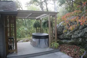 Hot Tub, Fire Pit, Secluded, 5 Minutes Eureka - Image 5