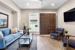 Cute and Quaint on Carrollton - Image 3