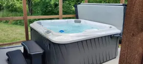 2 BR Hot Tub Cabin- Shawnee National Forest - Image 2