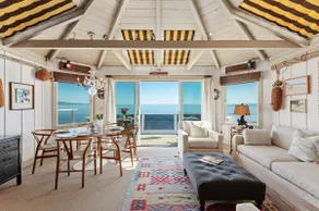 The Cottage at Miramar - Image 3