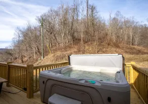 New single-level cabin near Boone - Image 2