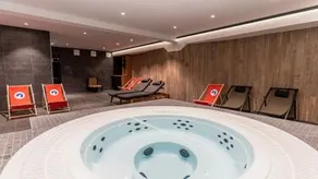 Cozy nest at the foot of the slopes - Image 2