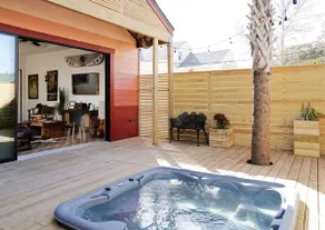Romantic Artistic Getaway, HotTub, Sugar Lafitte - Image 2