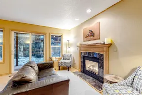 Dog-friendly home with hot tub, shared pool, firep - Image 3
