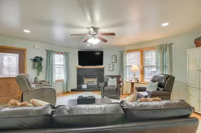 Large Home w/ Deck & Grill ~ 9 Mi to Virginia Tech - Image 4