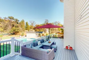 Stunning 4BR Dog Friendly | Pool - Image 3