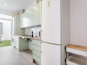 Cozy Portside Apartment with Patio · MN - Image 3