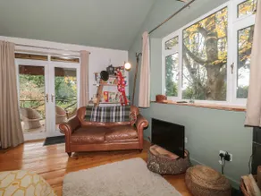Pear Tree Lodge - Image 5