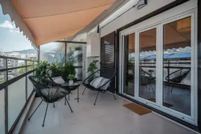 Modern Apartment in Athens with Acropolis & Mt Lycabettus view - Image 5