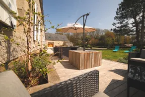 Cottage with indoor pool and spa - Image 3