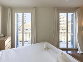 Bed BCN Diagonal, Apartment with 2 beds 2 - Image 3