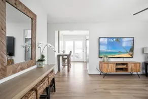 Newly Renovated Retreat 30mins to Downtown Indy - Image 3