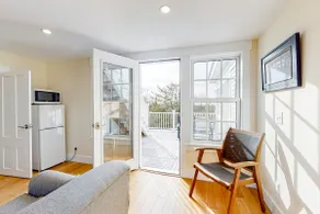 Historic Beach House: Ocean Views & Dog Friendly - Image 5