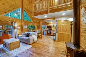 Child-friendly 3BR Adirondacks | Fireplace - Image 4
