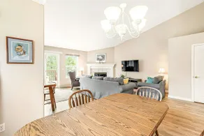 Dog friendly house withspacious deck, gas grill, n - Image 5
