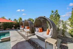High Noon - New, Incredibly designed Pool Home - Image 3