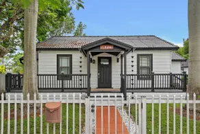 New Coconut Grove 2BD 1BA Home w/ Parking Yard BBQ - Image 4