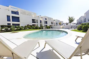 Modern Apt 2BR with balcony and gym HH - Image 2