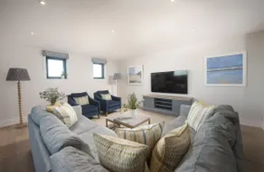 Harlyn Penthouse, Harlyn Bay - 1 pet accepted - Free Wi-fi - Sea View - Image 4