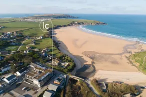 Harlyn Penthouse, Harlyn Bay - 1 pet accepted - Free Wi-fi - Sea View - Image 2