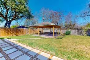 Downtown 3BR Dog Friendly | Patio | W/D - Image 2