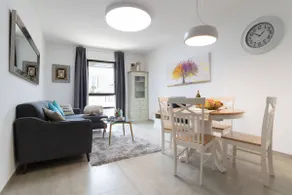 King David Suite Parking in city center - Image 5