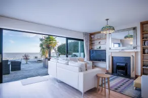 Beachways - 5 Bedroom Holiday Home - Saundersfoot - Image 2