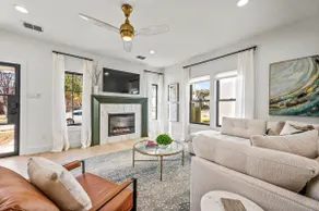 The Gretel-Stunning 4 Bed Downtown Gem, Spa, 14ppl - Image 3