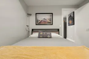 Modern 1Br Suite Near Downtown - Image 2