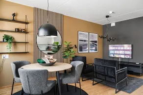 Guestly Homes - Elite Business Suite - Image 2