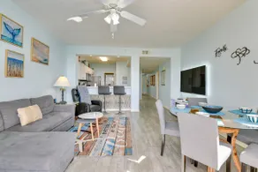 Sunny Fort Walton Beach Condo - Walk to Ocean! - Image 5