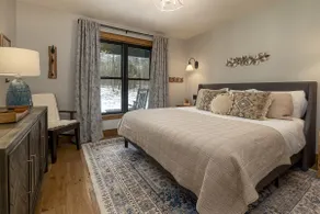 Modern 2BR Cabin w/ Hot Tub Near Carbondale - Image 4