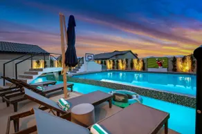 Lazy River Waterslide Gameroom Pool 7BR Sleeps 18 - Image 4