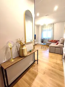 Newly renovated apartment - Image 3
