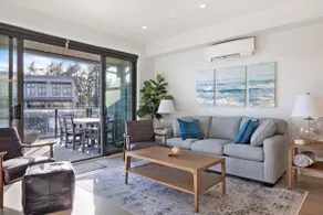 Amazing Beachfront Escape, Huge Patio, Ocean View! - Image 2