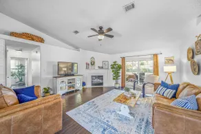 Cozy Home on a Pond - 8 Miles to the Beach! - Image 2